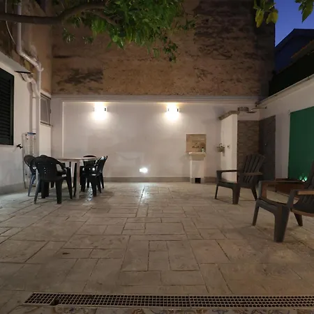 La Casetta Di * モンデッロ